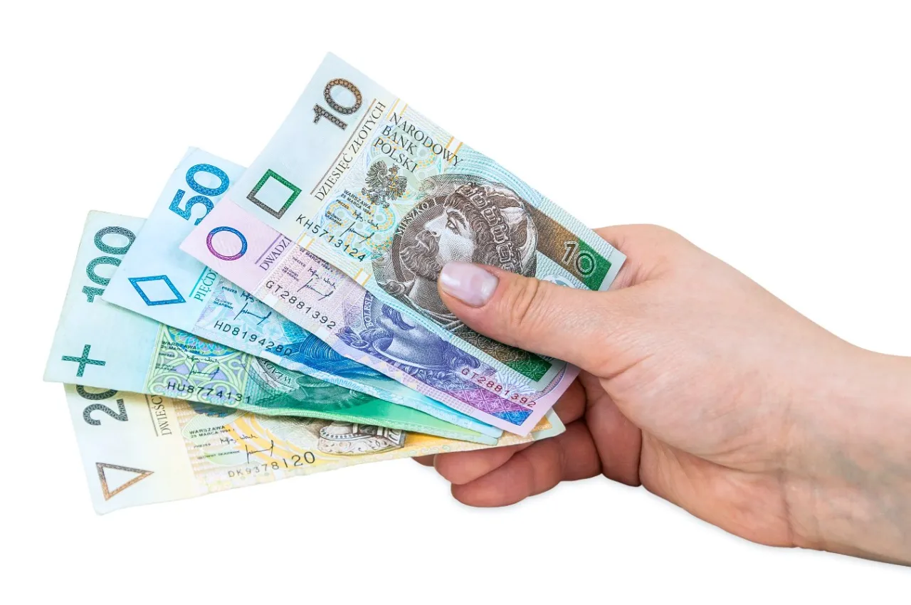 Zdjęcie Ile wynosi emerytura za urodzenie 4 dzieci i jakie są zasady?