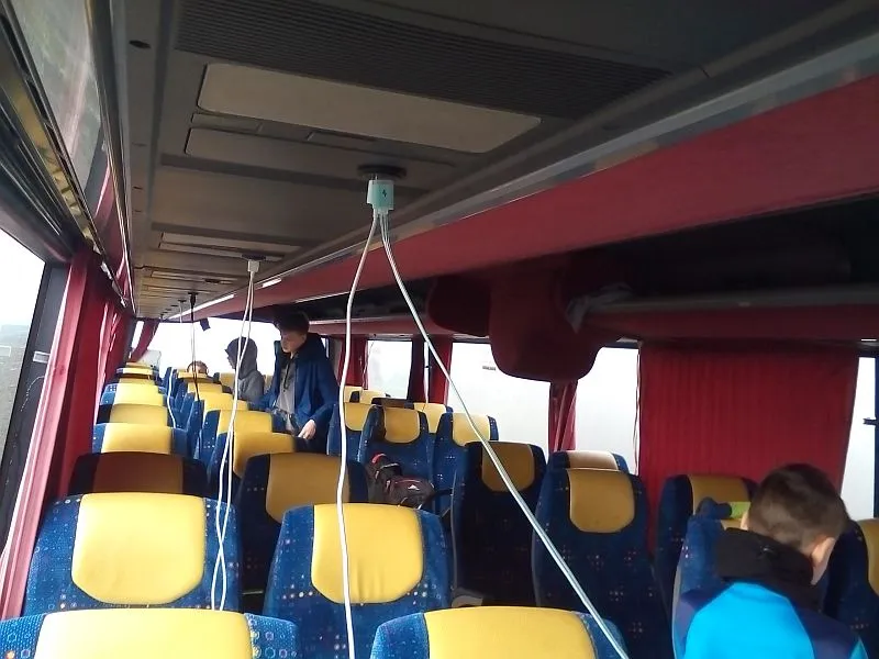 Zdjęcie Czy w autokarach Sindbad są gniazdka? Sprawdź, co oferują!