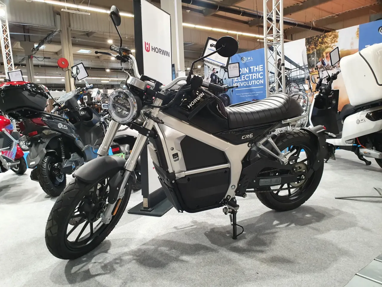 Zdjęcie Motocykl elektryczny na kat. B - 11 kW i 125 ccm