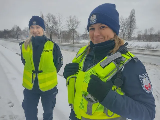 Zdjęcie Zarobki w policji konnej na wszystkich stopniach: aktualne stawki netto