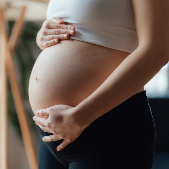 Zdjęcie Jak rozpoznać zbliżający się poród? Objawy, które mogą zaskoczyć