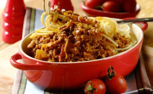 Zdjęcie Spaghetti z chili – proste przepisy na pikantne danie, które zaskoczy