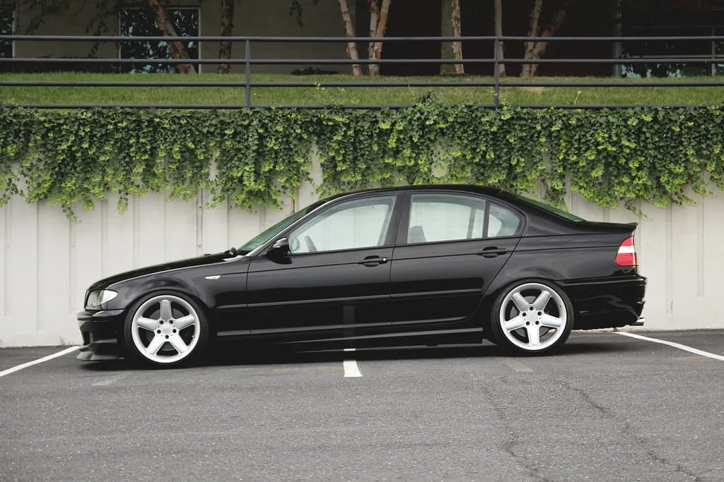Zdjęcie Jakie felgi pasują do BMW E46 Sedan? Sprawdź wymiary i specyfikacje