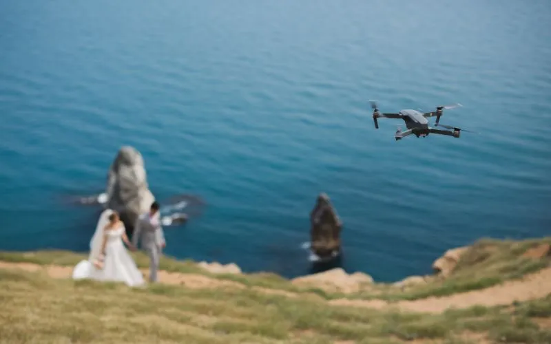 Zdjęcie Ile kosztuje dron na wesele? Ceny wynajmu i co wpływa na koszty