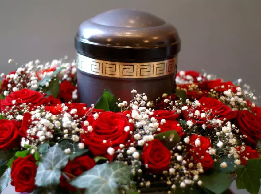 Zdjęcie Ile kosztuje kremacja w UK? Poznaj ukryte wydatki i opcje