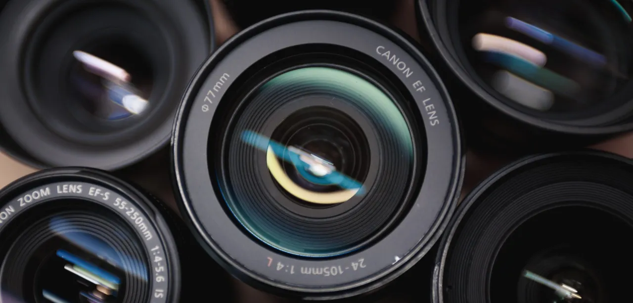 Zdjęcie Obiektyw do architektury: Jaki wybrać? Poradnik i ranking