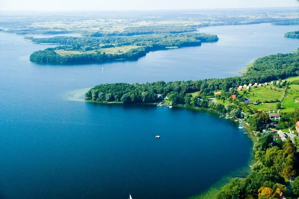 Zdjęcie Jezioro Drawskie - największe w regionie i pełne atrakcji turystycznych