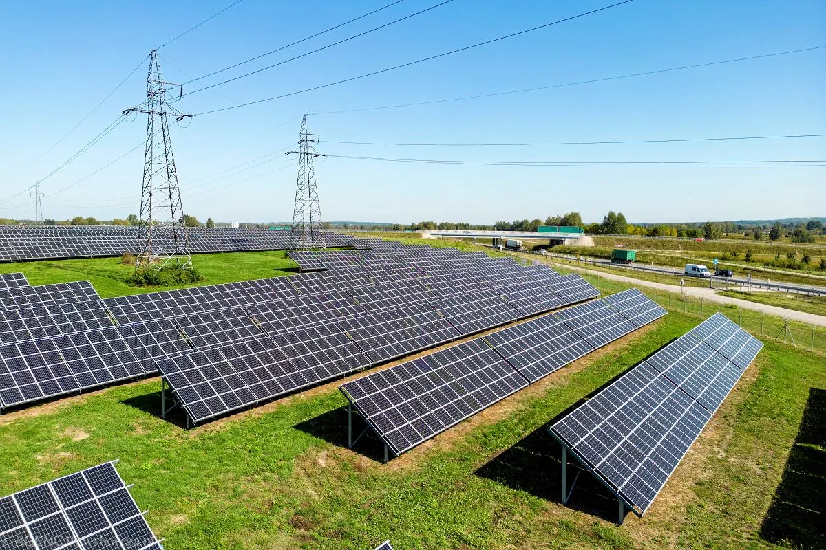 Zdjęcie Elektrownia słoneczna Częstochowa: Brak dużych instalacji, ale są opcje
