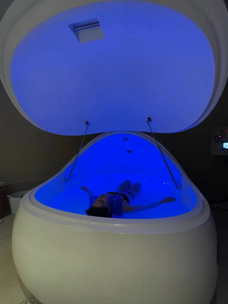 Zdjęcie Spa float: jak terapia floatingu może odmienić Twój relaks i zdrowie