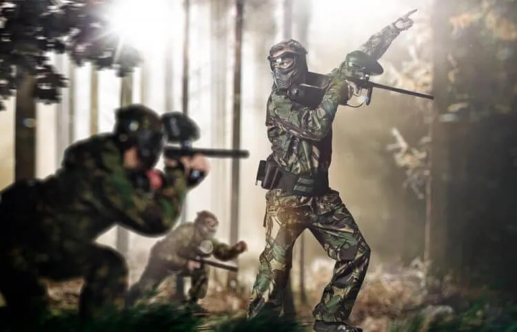 Zdjęcie Jak się ubrać na paintball, aby uniknąć dyskomfortu i kontuzji