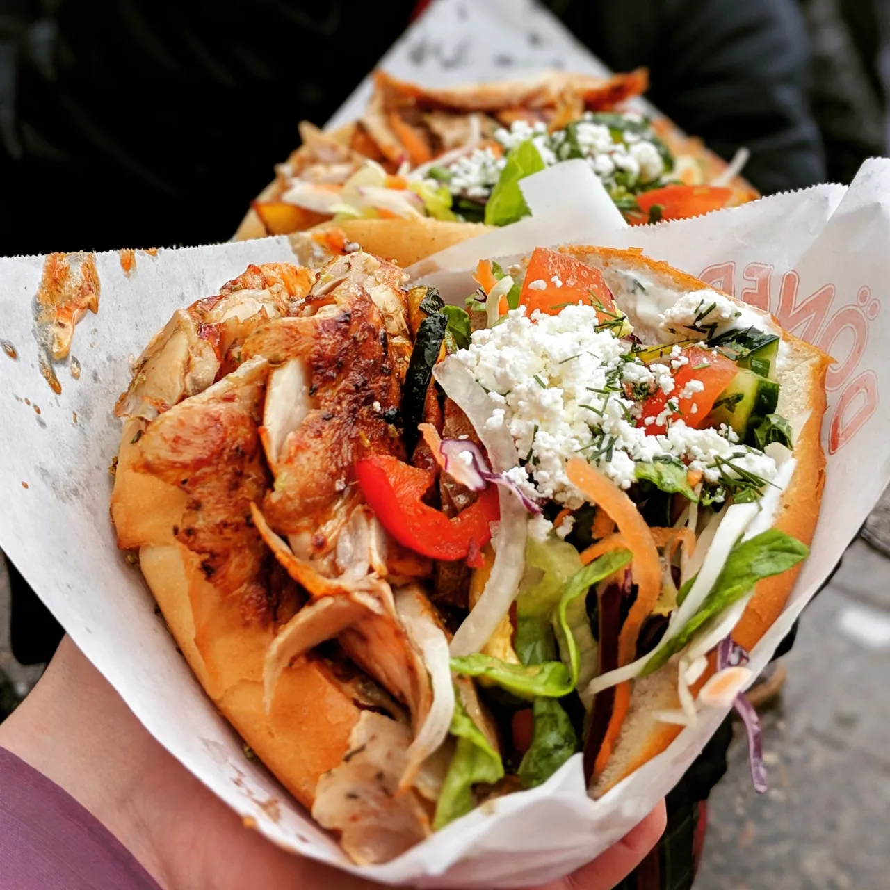 Zdjęcie Ile kalorii ma kebab z frytkami? Zaskakujące fakty o kaloriach
