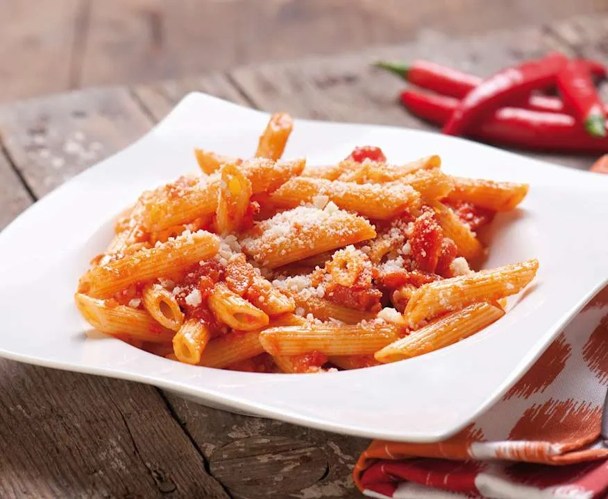 Zdjęcie Penne all'arrabbiata: Ostry przepis, który zaskoczy Twoje kubki smakowe