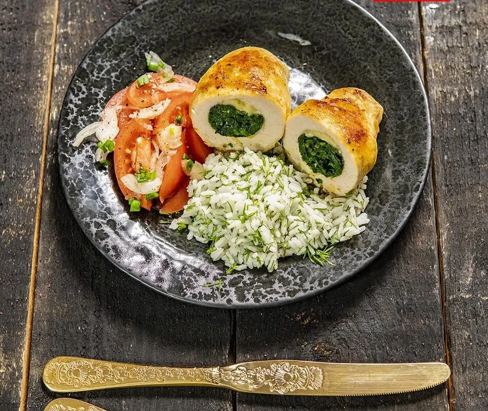 Zdjęcie Rolada drobiowa – prosty przepis na pyszne danie na obiad