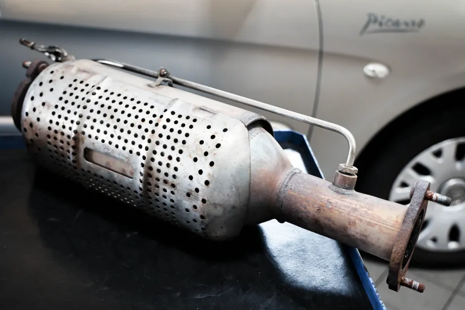 Zdjęcie Ile kosztuje wymiana DPF? Sprawdź ceny i uniknij wysokich kosztów