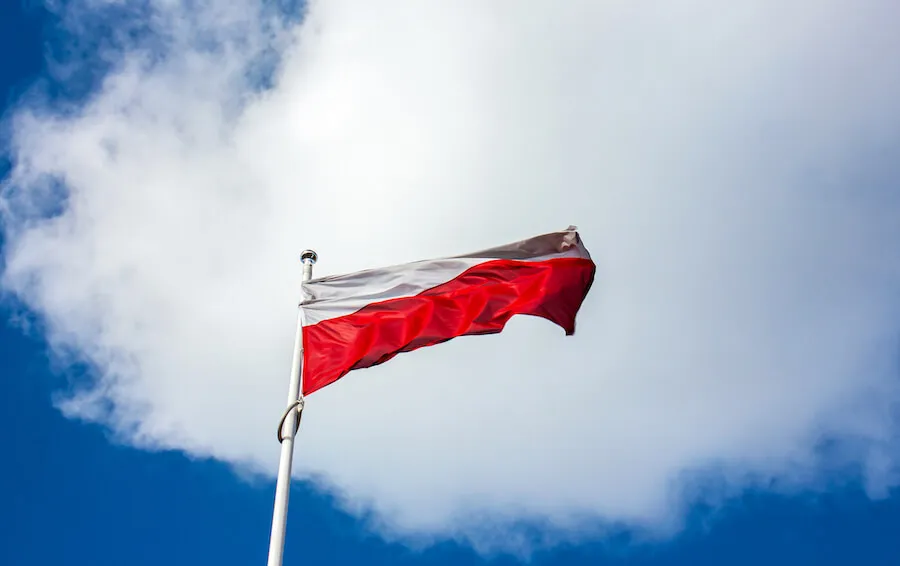 Zdjęcie Czy praca 11 listopada to grzech? Odkryj moralne dylematy pracy w święto