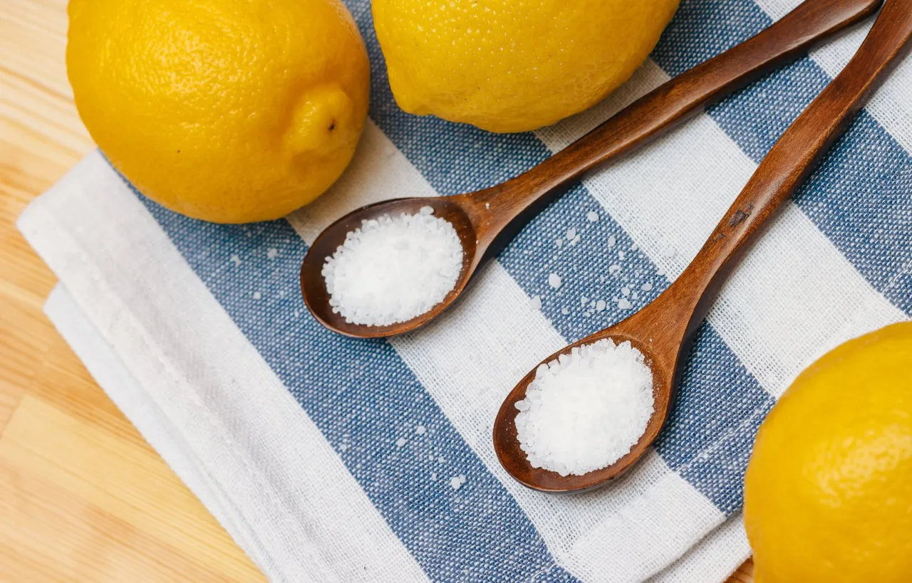 Zdjęcie Czy kwas cytrynowy jest zdrowy? Odkryj korzyści i zagrożenia
