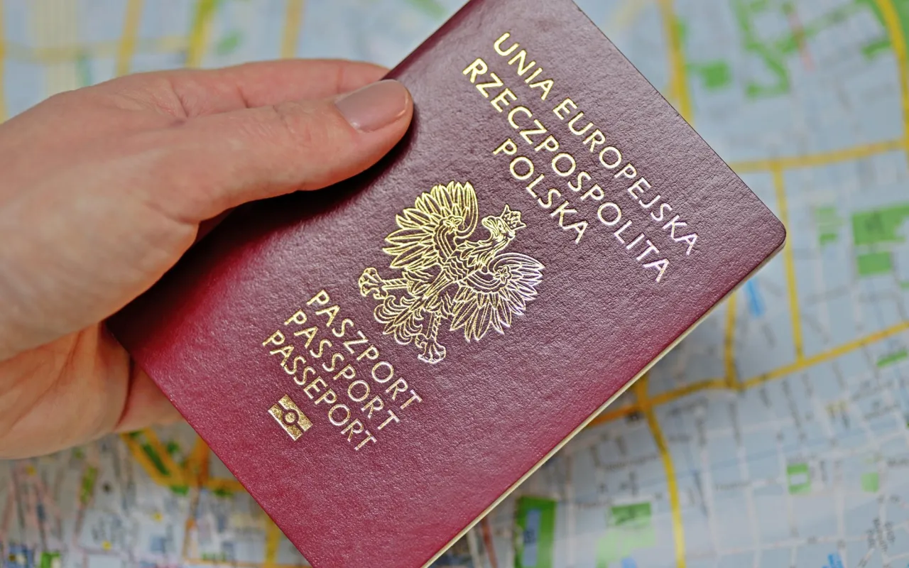Zdjęcie Polski paszport gdzie bez wizy – odkryj kraje, które możesz odwiedzić