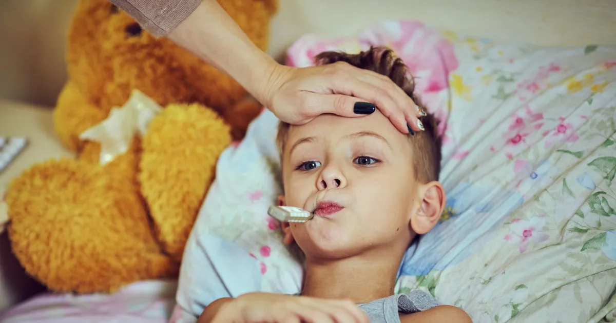 Zdjęcie Gorączka u dzieci: kiedy konieczna jest wizyta u lekarza?