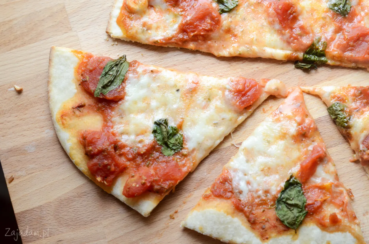 Zdjęcie Ile kalorii ma pizza margherita? Sprawdź, co może cię zaskoczyć!