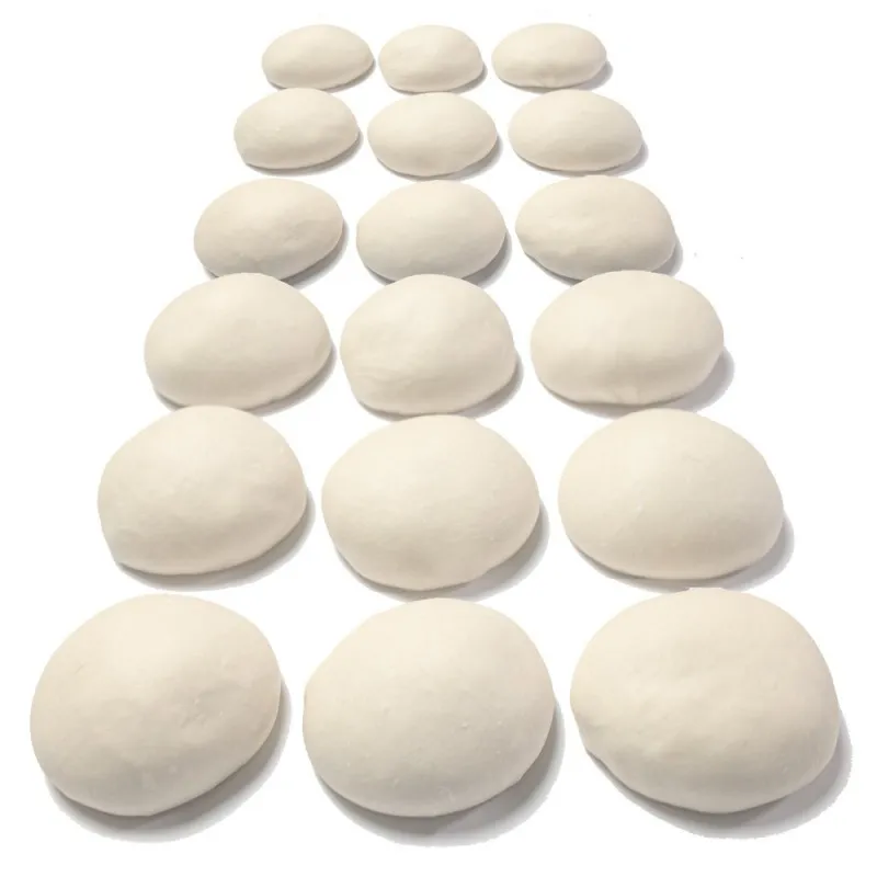 Zdjęcie Ile gram ciasta na pizzę 30 cm? Oto idealne wagi dla każdej pizzy