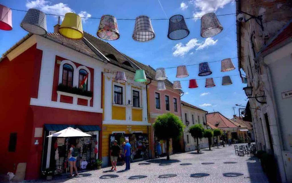 Zdjęcie Szentendre atrakcje: Odkryj niezwykłe miejsca, które musisz zobaczyć