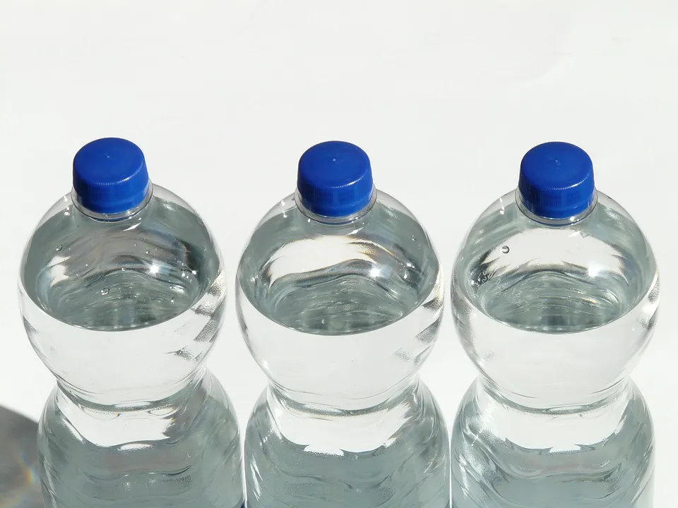 Zdjęcie 5000 ml to ile litrów? Prosta metoda przeliczania objętości