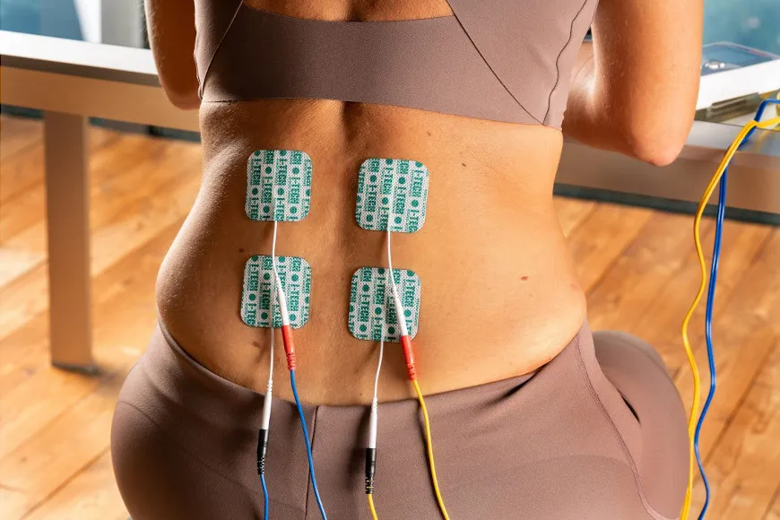 Zdjęcie Rehabilitacja TENS na czym polega: skuteczna ulga w bólu i szybka regeneracja