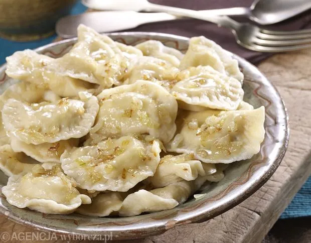 Zdjęcie Ile kcal mają pierogi ruskie? Kaloryczność, składniki i porady dietetyczne