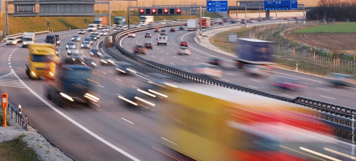Zdjęcie Was ist ein Kraftstoff? Die entscheidende Rolle in Motoren erklärt