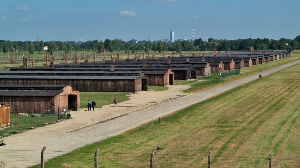 Zdjęcie Ile kosztuje wstęp do obozu Auschwitz? Poznaj wszystkie opłaty i zniżki