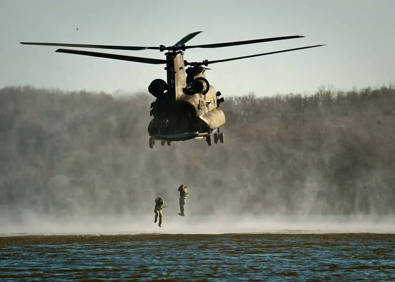 Zdjęcie Znaczenie snu o helikopterze: Symbolika i interpretacja marzeń