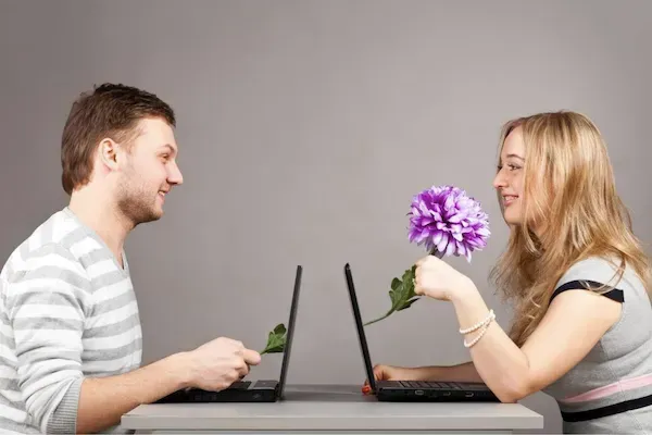 Zdjęcie Gdzie poznać dziewczynę w sieci? Sprawdzone sposoby i platformy