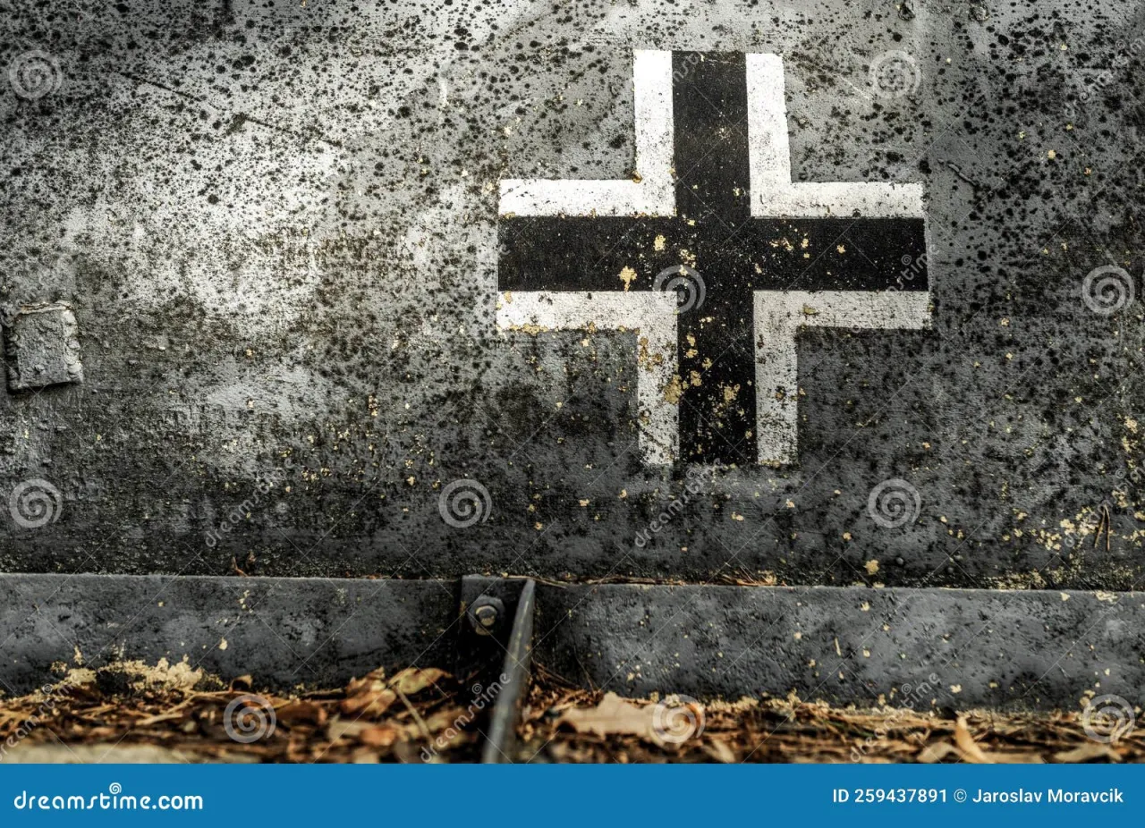 Zdjęcie Krzyż Wehrmachtu: historia i znaczenie kontrowersyjnego symbolu