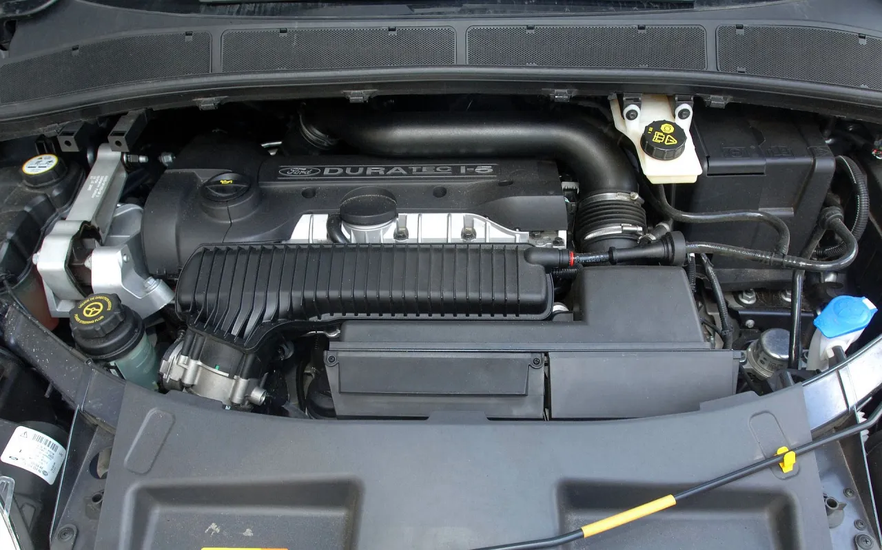 Zdjęcie Ford S-Max jaki silnik wybrać? Porównanie i opinie ekspertów
