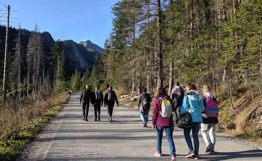 Zdjęcie Ile km ma szlak na Morskie Oko? Poznaj dystans i trudności trasy