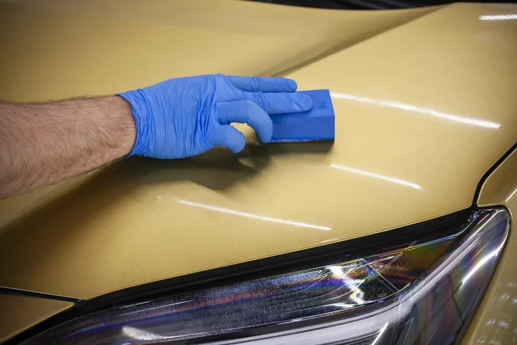 Zdjęcie Ile kosztuje położenie ceramiki na samochód? Ceny i ważne czynniki