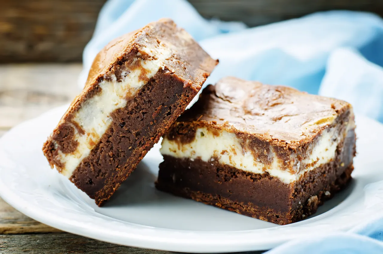 Zdjęcie Przepis na ciasto brownie z serem, które zachwyci każdego miłośnika słodkości