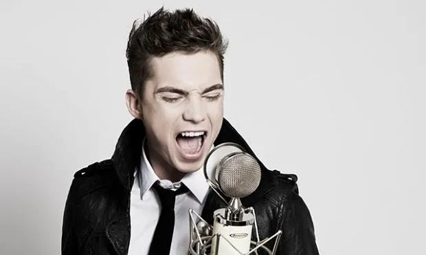 Zdjęcie Borys Czapiewski ile ma lat? Zaskakujące fakty o młodym artyście