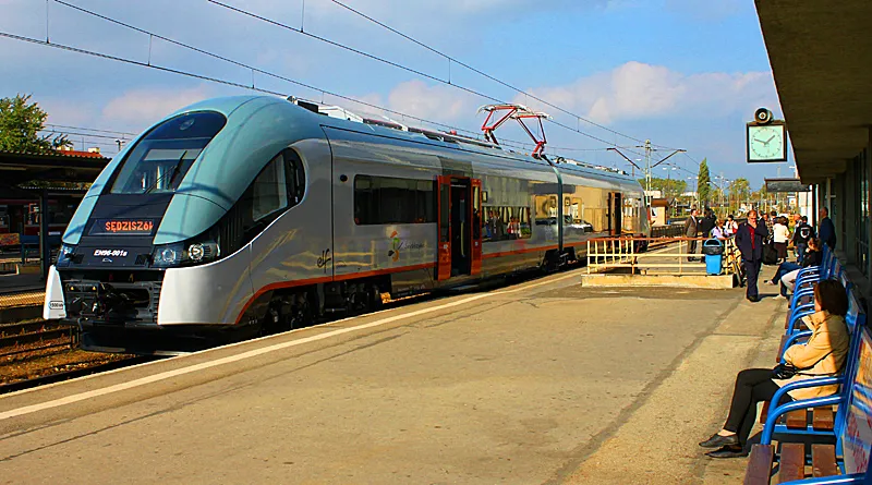 Zdjęcie Jak dojechać z Kielc do Gór Świętokrzyskich - najlepsze opcje transportu