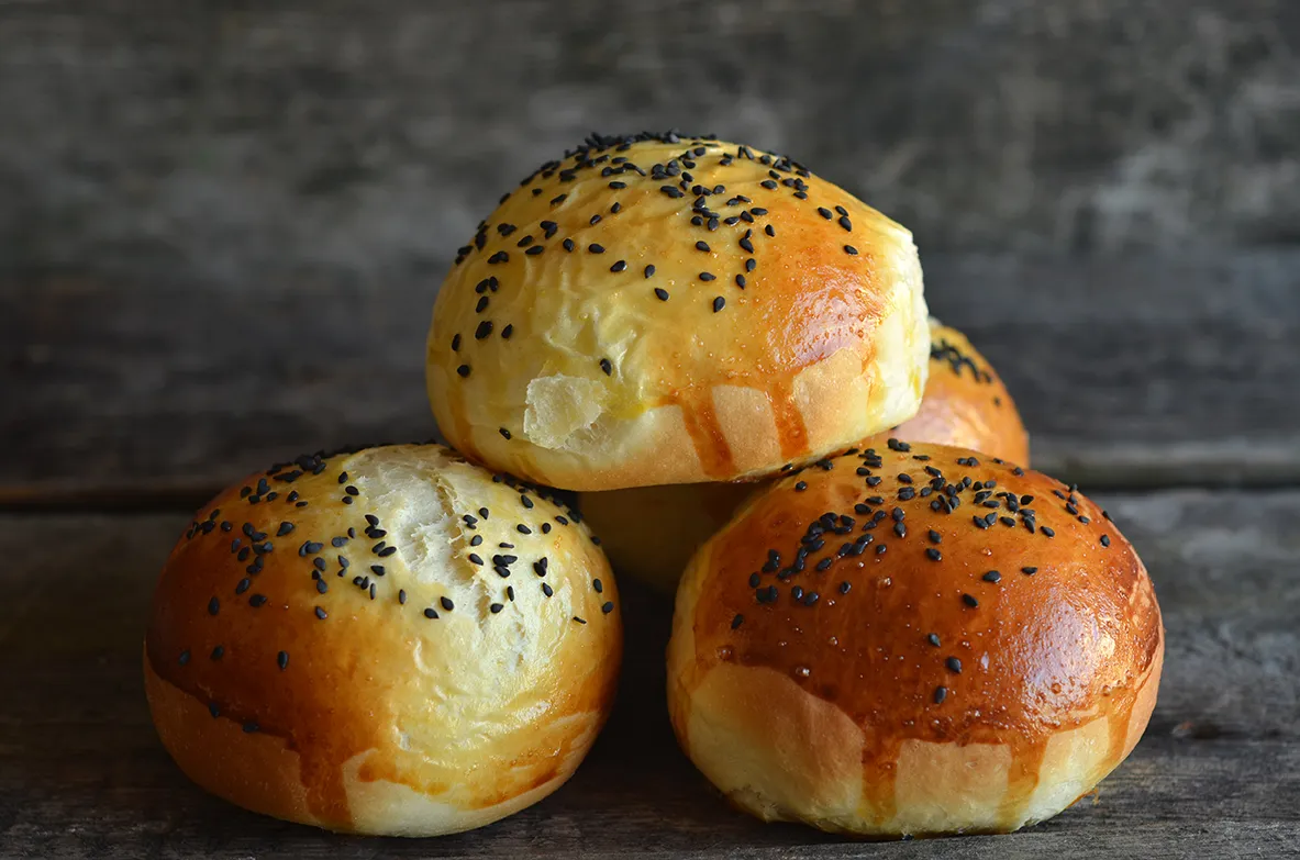 Zdjęcie Gdzie kupić bułki do burgerów? Odkryj najlepsze miejsca i oferty