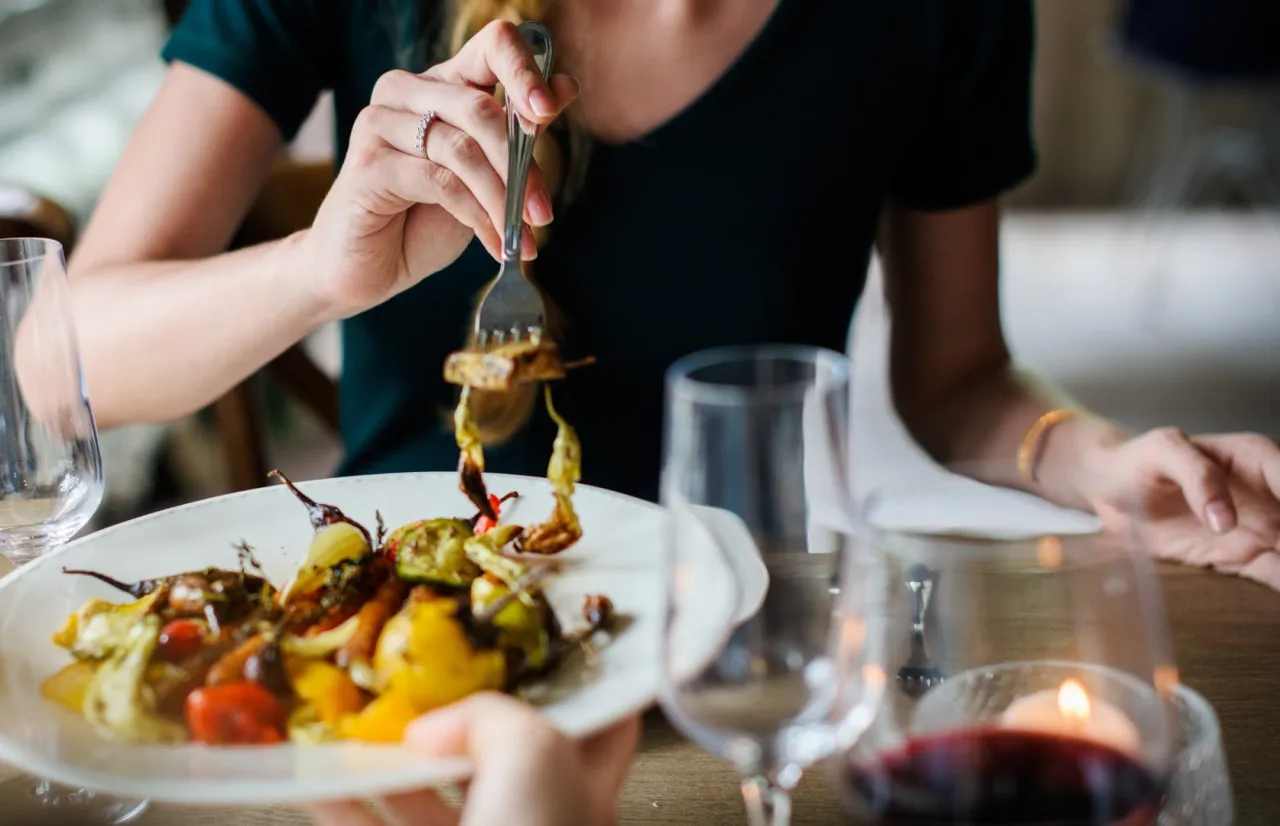 Zdjęcie Co na obiad w Poznaniu? Odkryj najlepsze miejsca na lunch