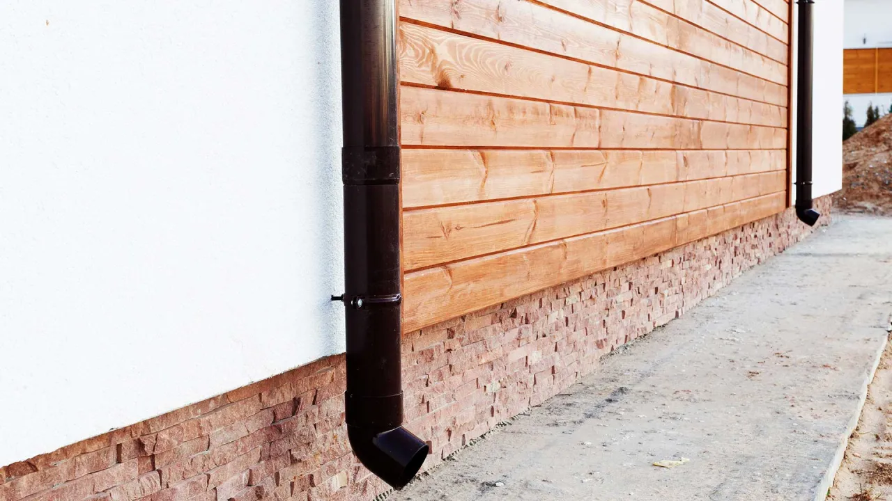 Zdjęcie Jak zrobić elewację z desek - uniknij najczęstszych błędów montażu