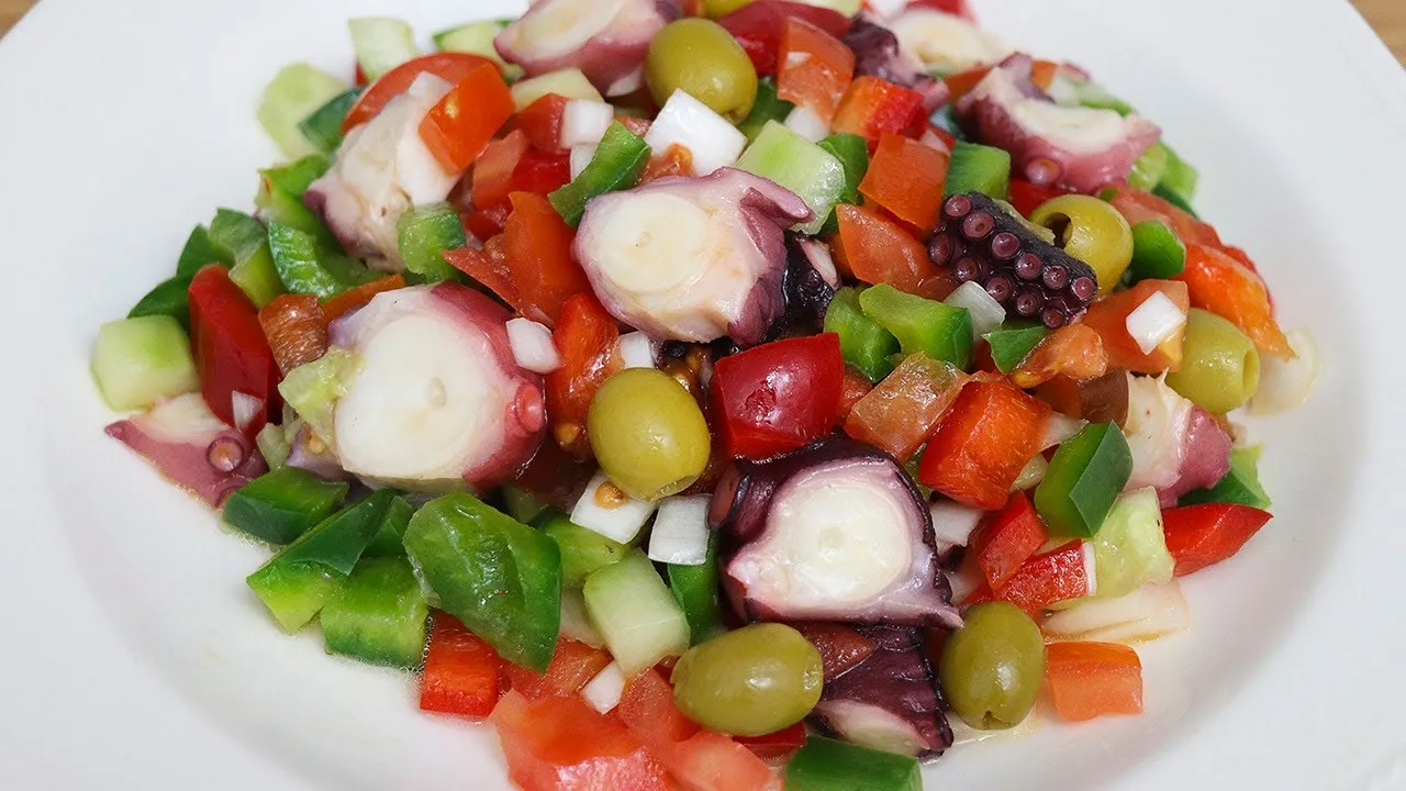 Zdjęcie Receta auténtica de ensalada de pulpo andaluza que sorprenderá a todos