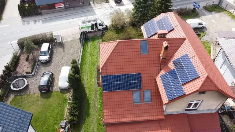 Zdjęcie Fotowoltaika 15 kW - Jak zaoszczędzić na energii i chronić środowisko