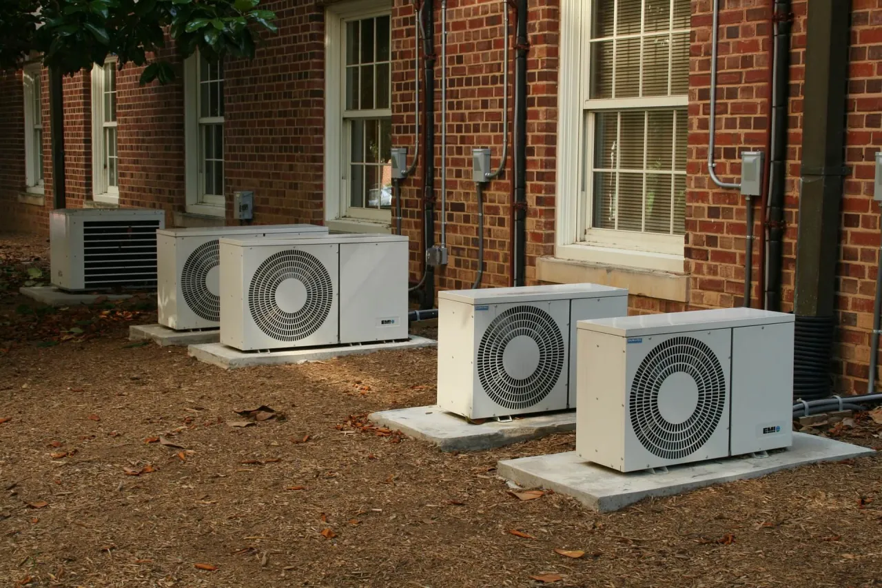 Zdjęcie Ile prądu zużywa pompa ciepła 16 kW? Realne koszty i oszczędności