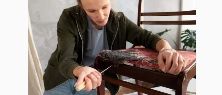 Zdjęcie Ile potrzeba materiału na obicie krzesła? Sprawdź, aby nie przepłacić