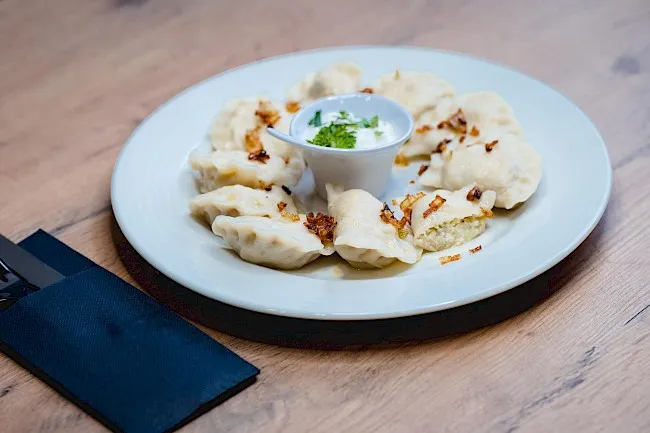 Zdjęcie Kaloryczność pierogów ruskich: ile kcal ma jeden pieróg?