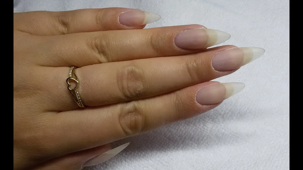 Zdjęcie Jak zrobić manicure żelowy krok po kroku i uniknąć najczęstszych błędów