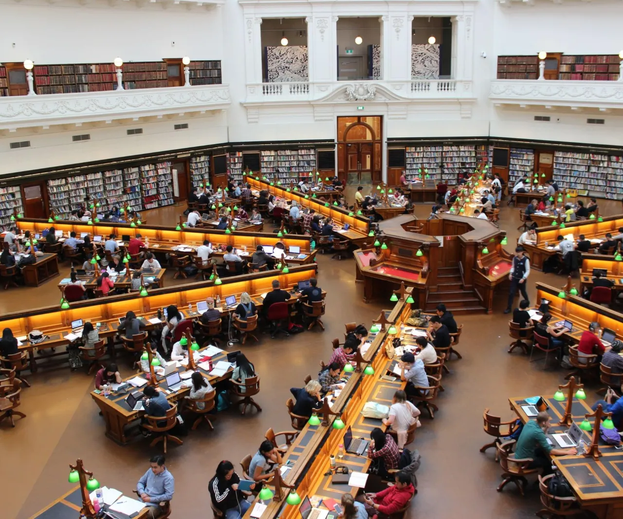 Zdjęcie Kiedy rozpoczyna się rekrutacja na studia? Terminy i etapy