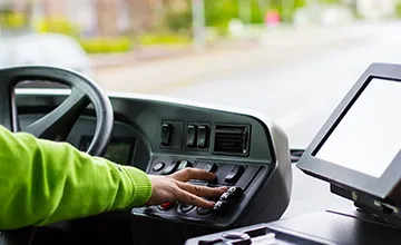 Zdjęcie Ile zarabia kierowca autobusu w Londynie? Sprawdź realne zarobki i korzyści!